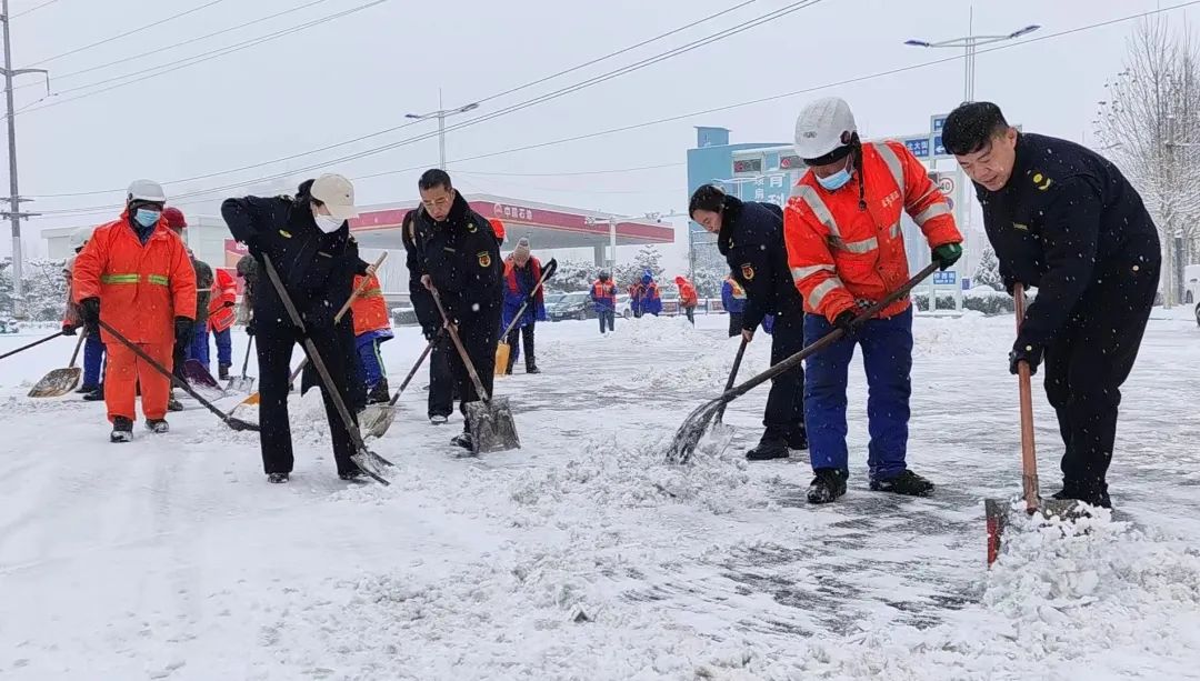 清积雪，保畅通，襄汾在行动