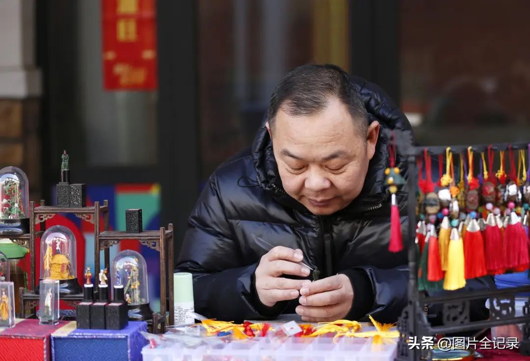 山西襄汾：逛非遗大集 品民俗年味2