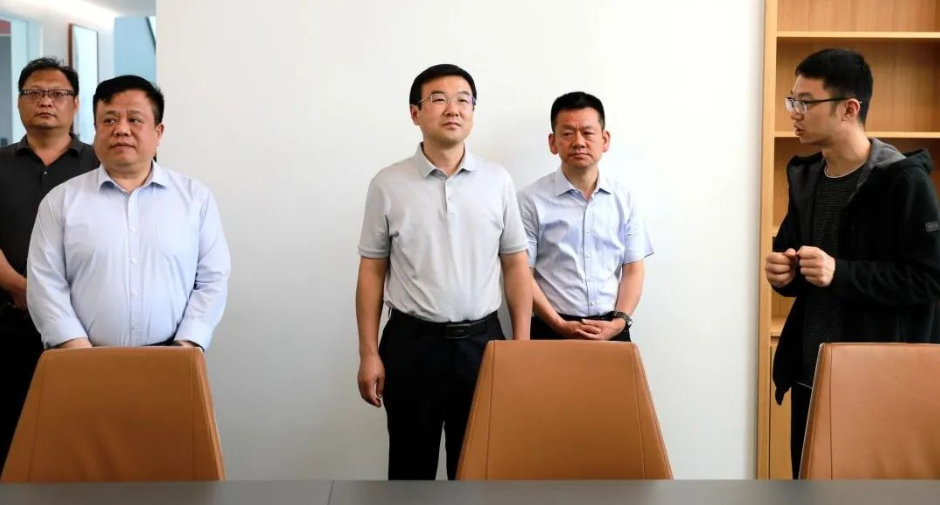 赴文江控股集团考察1